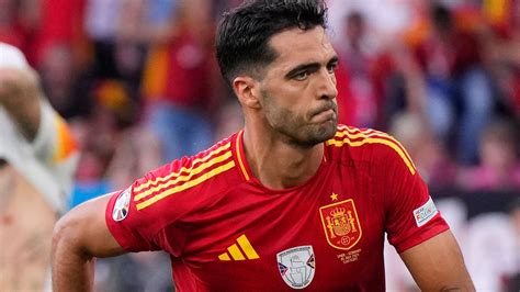 Arsenal sign midfielder Merino from Real Sociedad .